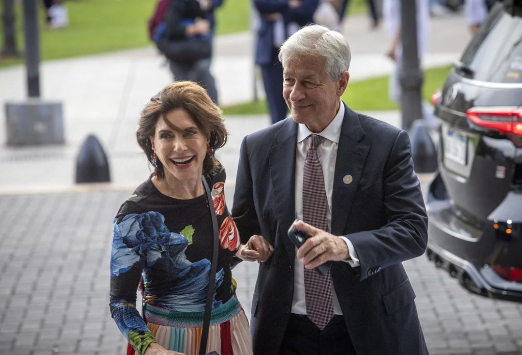 Jamie Dimon encabezó un encuentro privado en el Teatro Colón con empresarios y dirigentes&nbsp;argentinos