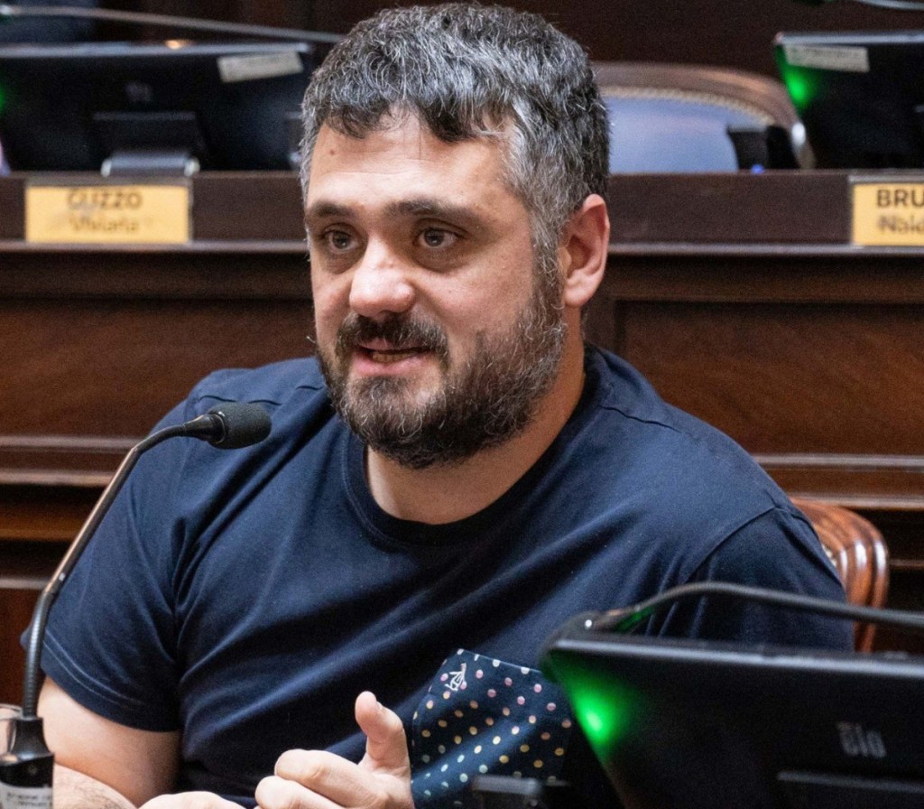 Se aprobó el proyecto de Tignanelli para prohibir cortes de electricidad y gas a hospitales, escuelas y&nbsp;clubes