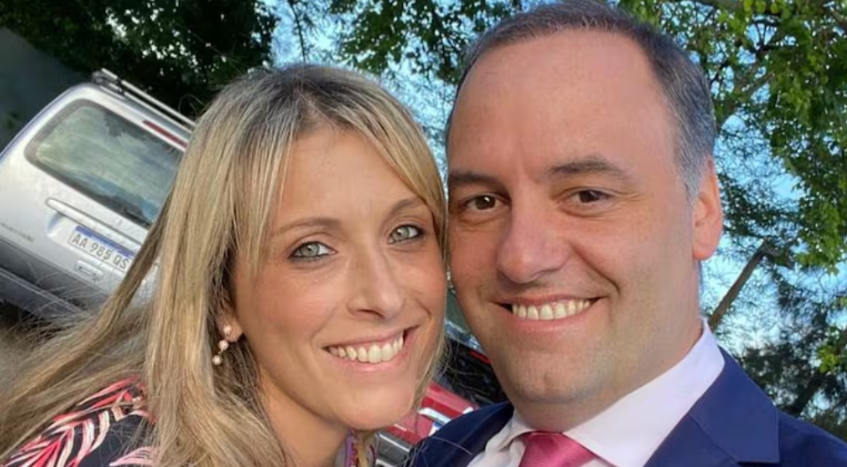 Adorni dio explicaciones sobre el viaje de su esposa en el avión&nbsp;presidencial