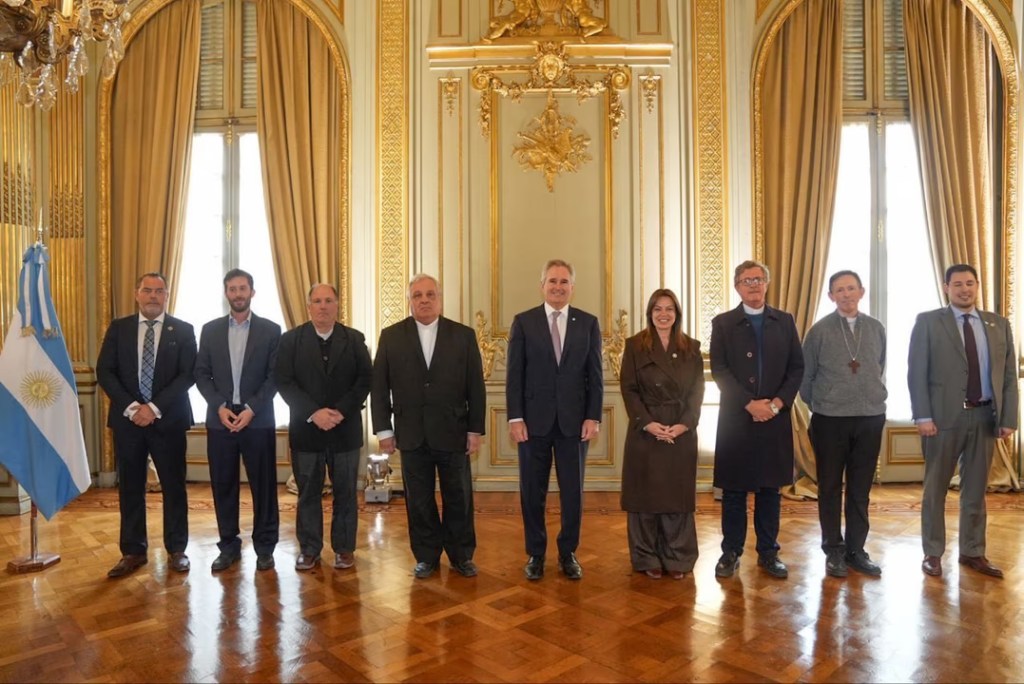 Antes del Te Deum, el Gobierno dialogó con la cúpula de la Iglesia